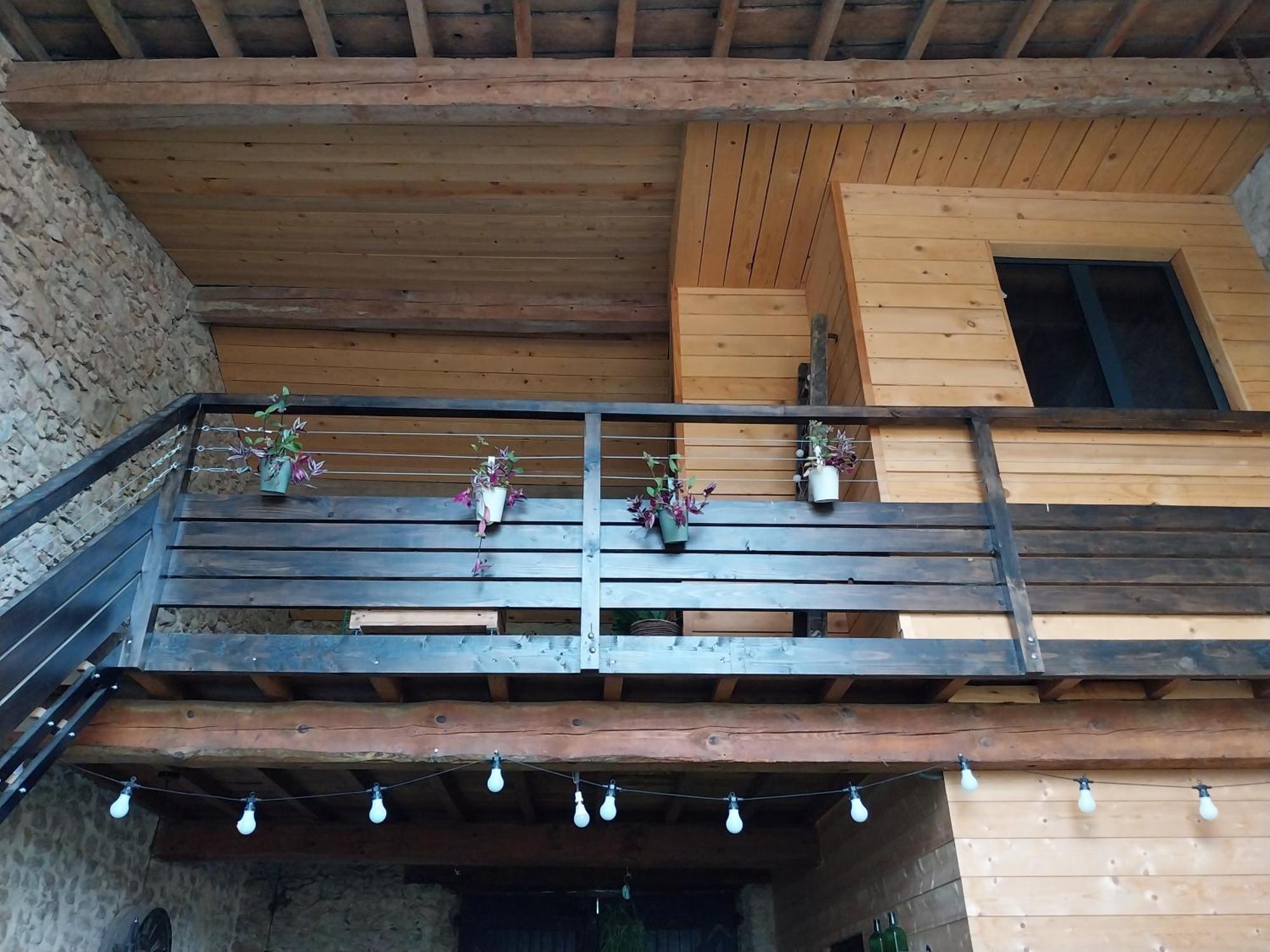Valent Villa *